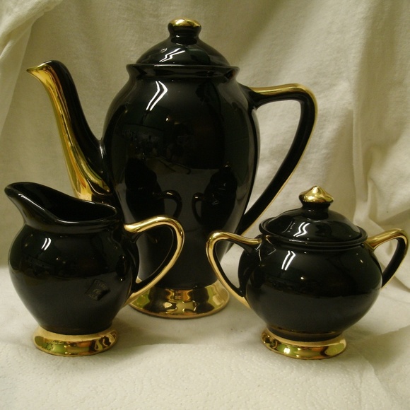 Gold Craft Other - vtg Gold Craft 22k Gold & Black Tea Set